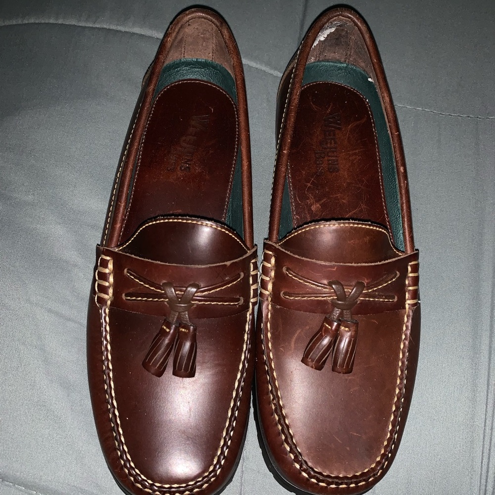 Bass Weejuns women’s size 6